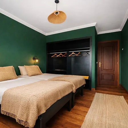 Azores Bagus Surf & Bed & Breakfast *