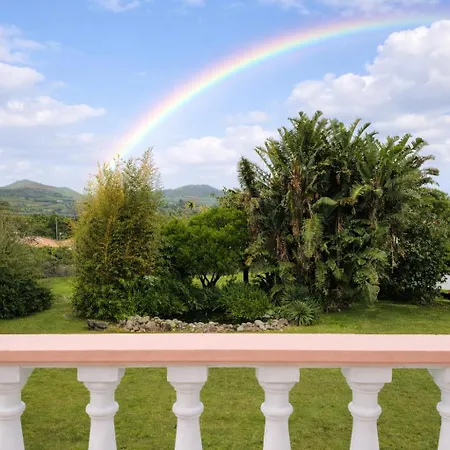 Azores Bagus Surf & Bed & Breakfast